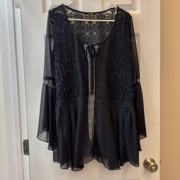 Free People Sheer Blouse with Crochet and beaded details size Large - Picture 4 of 17